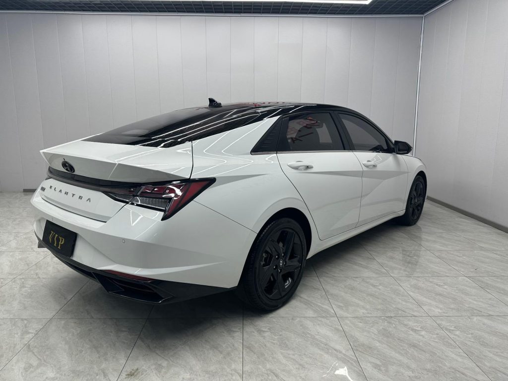 Hyundai Elantra 2021 1.5L CVT LUX Premium - Huishida Trading