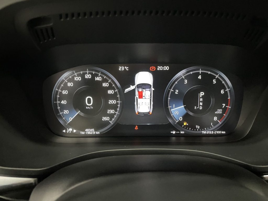 Volvo XC60 2021 T5 4WD Zhiyuan Deluxe - Huishida Trading