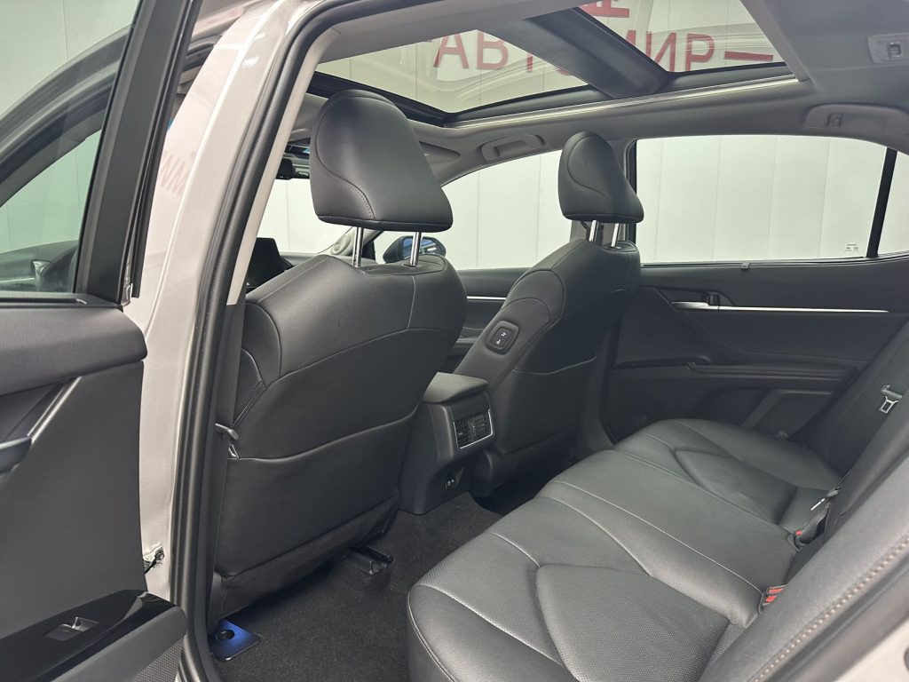 Toyota Camry 2021 2.5Q Flagship Edition - Huishida Trading