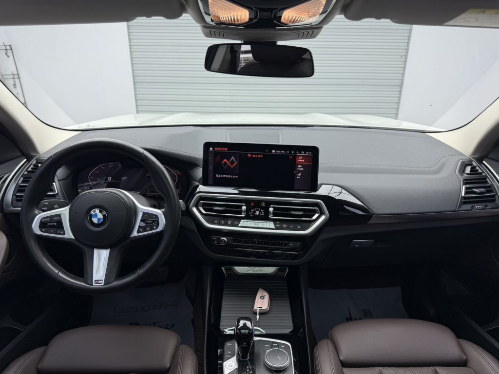 BMW X3 2022 xDrive25iM Sport Package - Huishida Trading