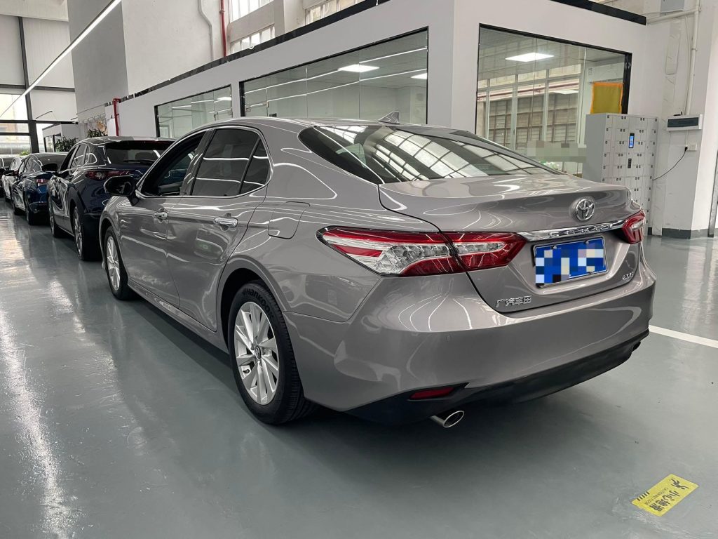 2021 Camry 2.0G Deluxe - Huishida Trading