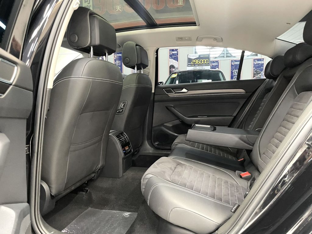 Volkswagen Magotan 2020 330TSI DSG Luxury - Huishida Trading