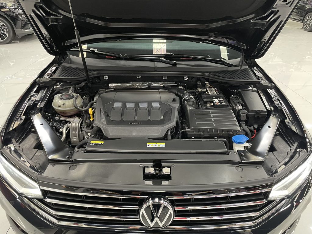 Volkswagen Magotan 2020 330TSI DSG Luxury - Huishida Trading