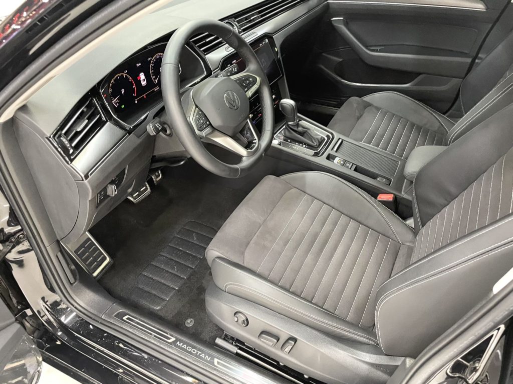 Volkswagen Magotan 2020 330TSI DSG Luxury - Huishida Trading