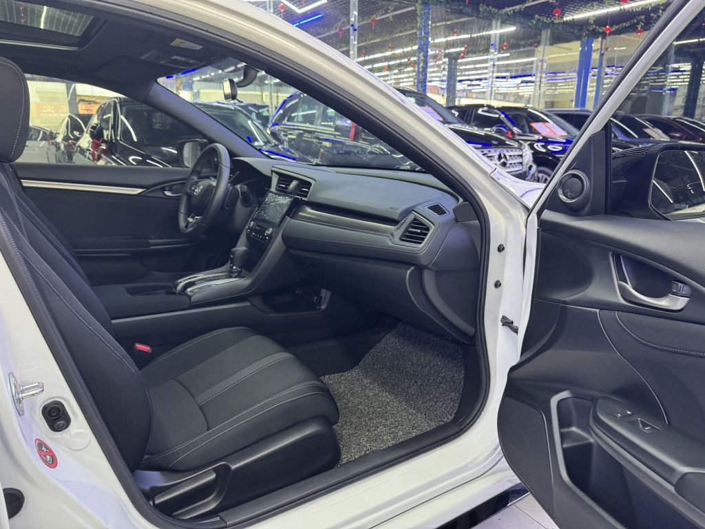 Honda Civic 2021 HATCHBACK 220TURBO CVT Tide Cool Control - Huishida Trading