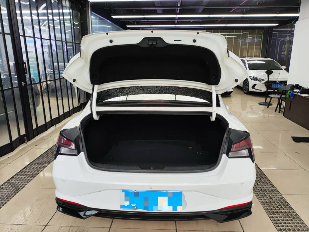 Hyundai Elantra 2022 1.5L CVT LUX Premium - Huishida Trading