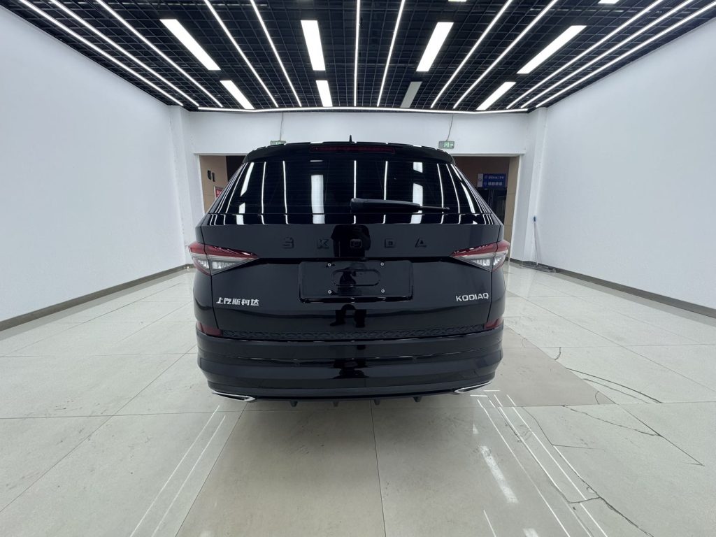 Skoda Kodiaq 2022 330TSI 7-местный 2WD Luxury Edition - Huishida Trading