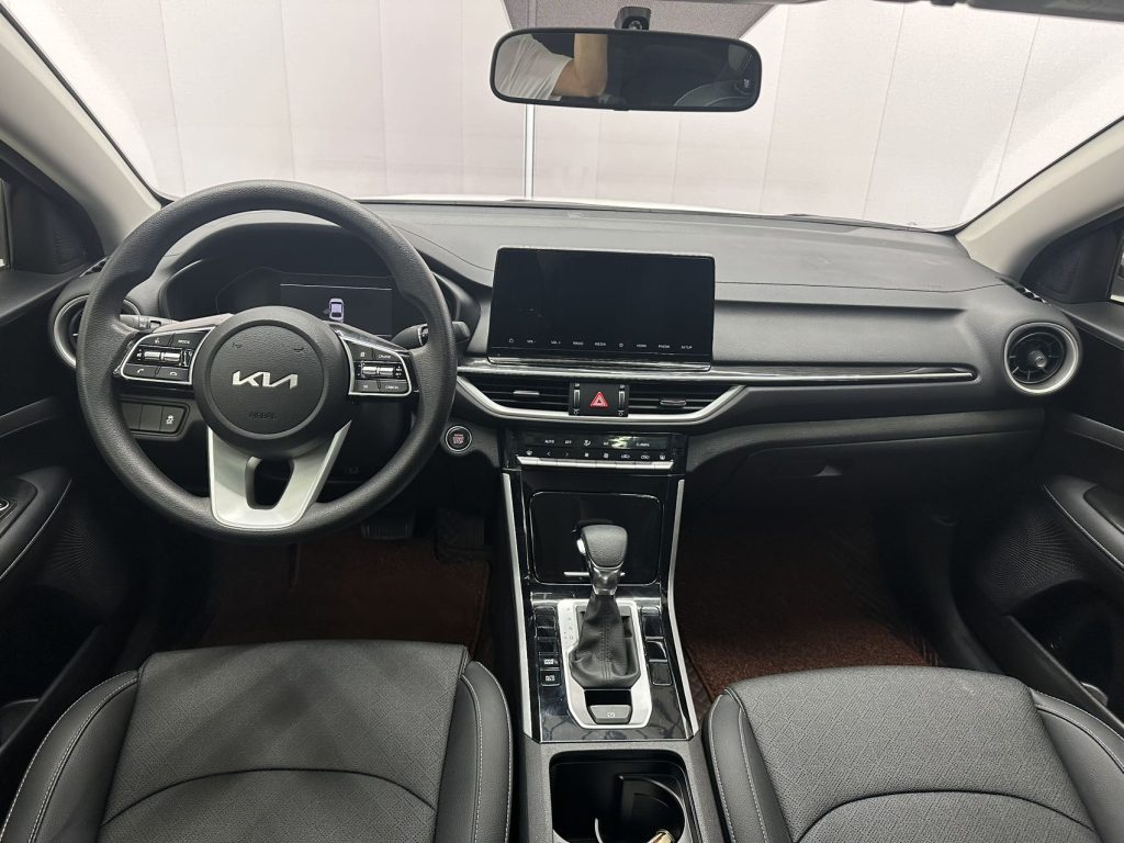 Kia K3 2021 1.5L CVT Fashion Edition - Huishida Trading