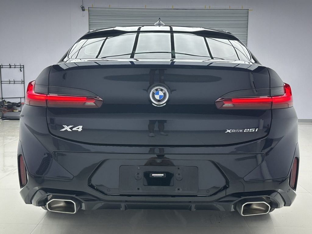 BMW X4 2022 xDrive 25i M Sport Package - Huishida Trading