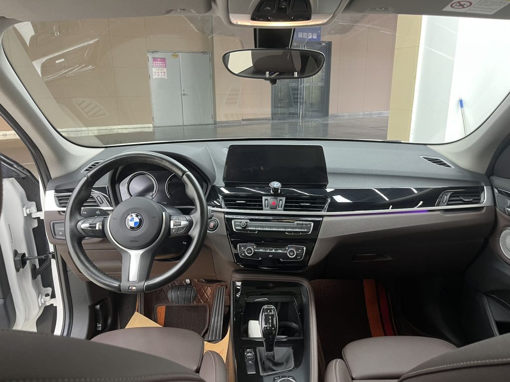 BMW X1 2022 sDrive20Li Premium - Huishida Trading
