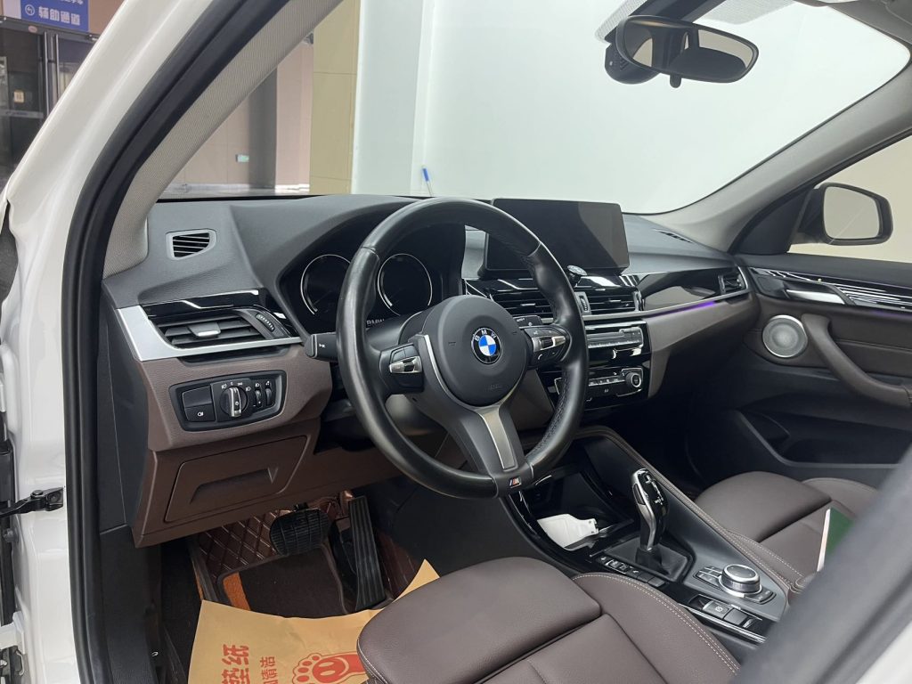 BMW X1 2022 sDrive20Li Premium - Huishida Trading