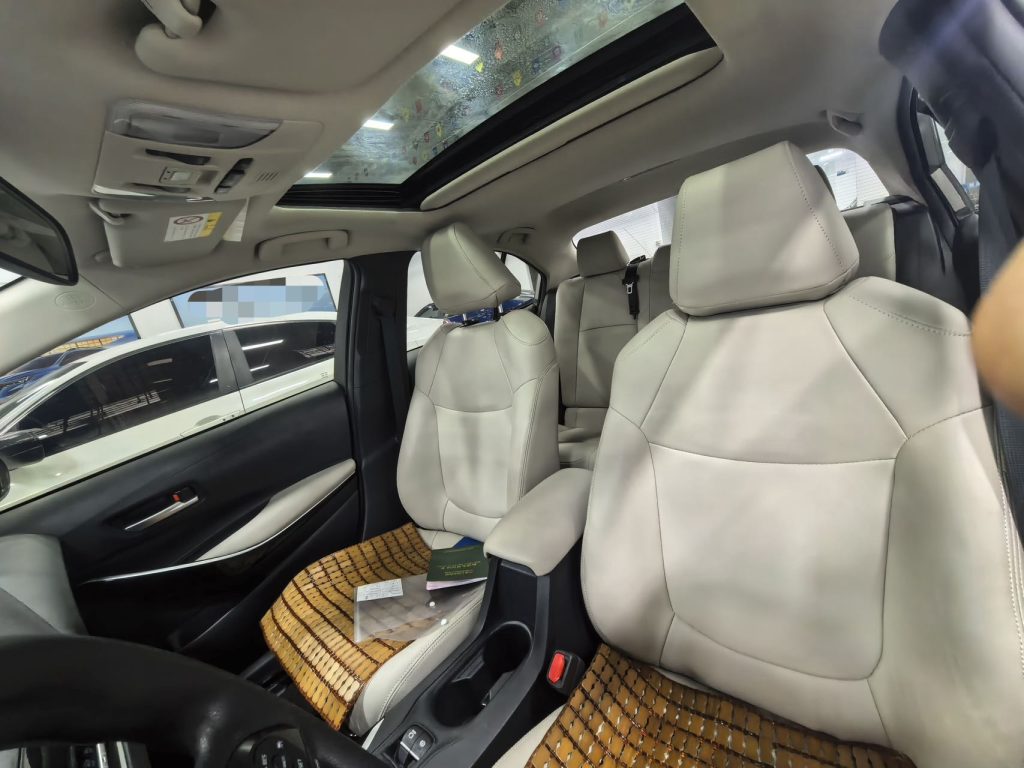 Toyota Corolla 2021 Двухцилиндровый двигатель 1,8 л E-CVT Elite - Huishida Trading