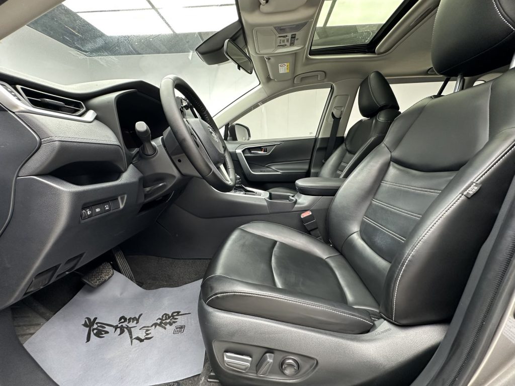 Toyota RAV4 2021 2.0L CVT 4WD Style Plus - Huishida Trading