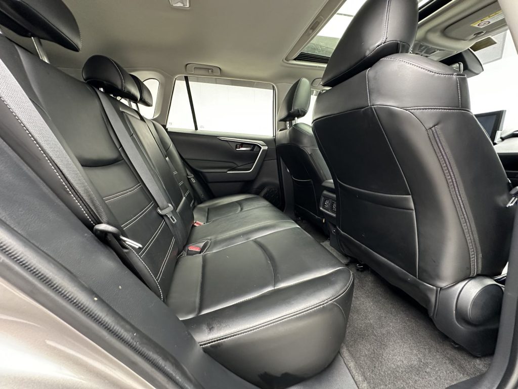 Toyota RAV4 2021 2.0L CVT 4WD Style Plus - Huishida Trading