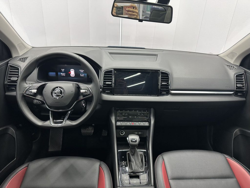 Skoda KAROQ 2022 TSI280 Luxury Edition - Huishida Trading