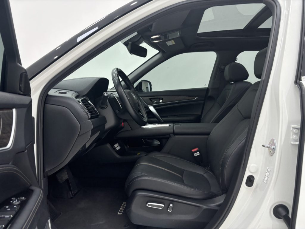2020 Honda UR-V 370TURBO 4WD Premium Edition - Huishida Trading