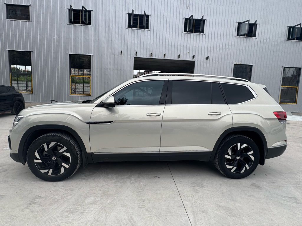 Volkswagen TERAMONT 2021 380TSI 4WD Zunzheng Luxury Edition - Huishida Trading