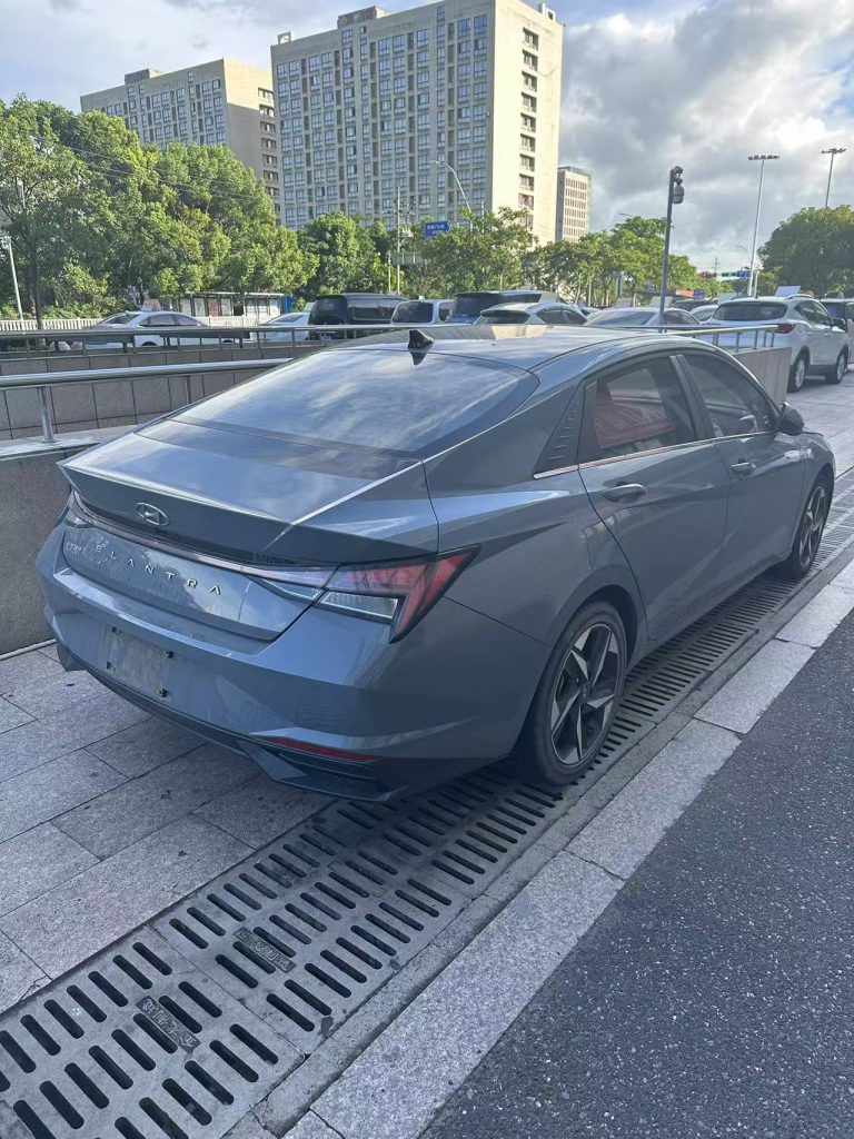 Hyundai Elantra 2021 1.5L CVT LUX Premium Edition - Huishida Trading