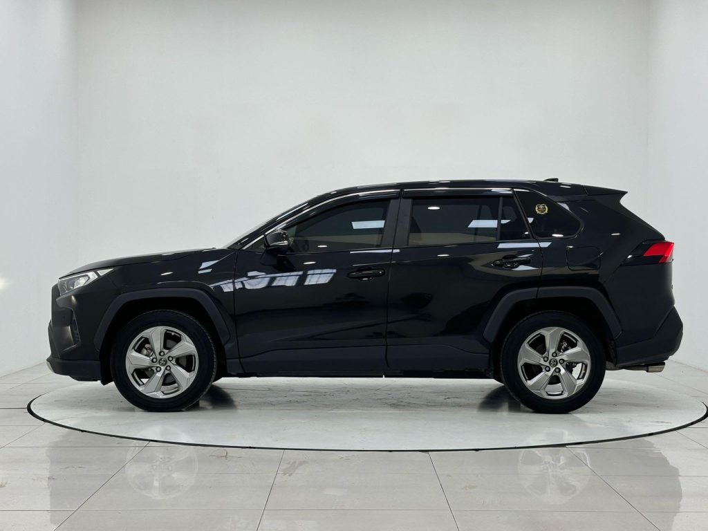 Toyota RAV4 2021 2.0L CVT 4WD Style PLUS Edition - Huishida Trading