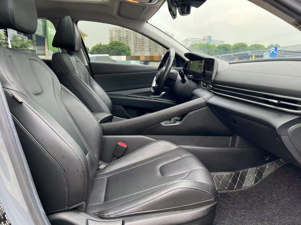 Hyundai Elantra 2021 1.5L CVTLUX Premium Edition - Huishida Trading