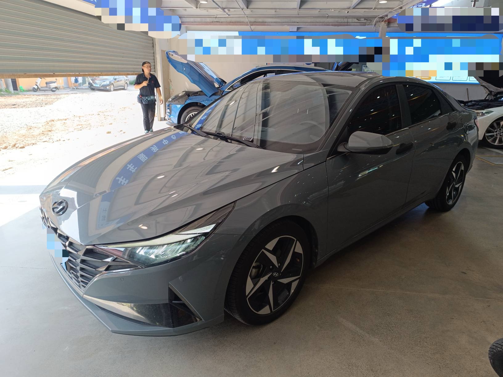 Hyundai Elantra 2021 1.5L CVTLUX Premium Edition