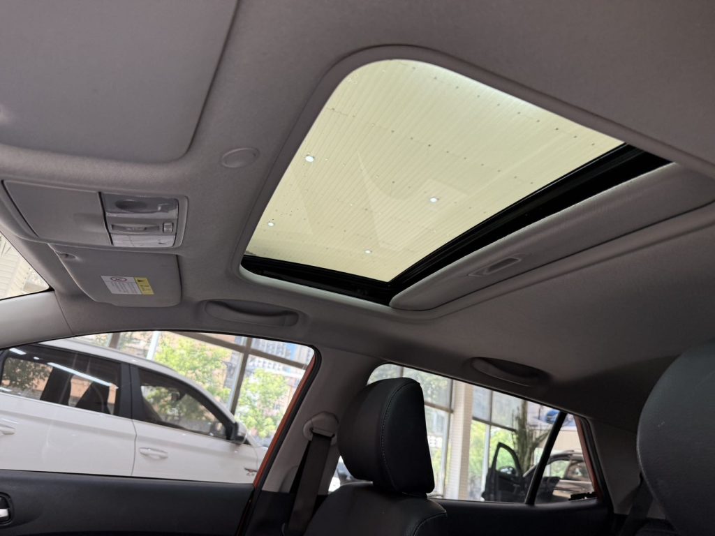 Kia KX1 2021 1.4LCVT Fun Sunroof Edition - Huishida Trading