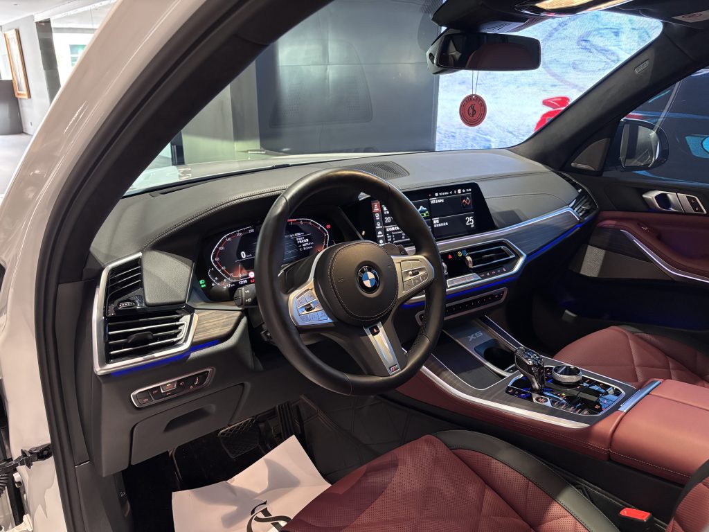 BMW X5 2022 xDrive 40Li Premium M Sport Package - Huishida Trading