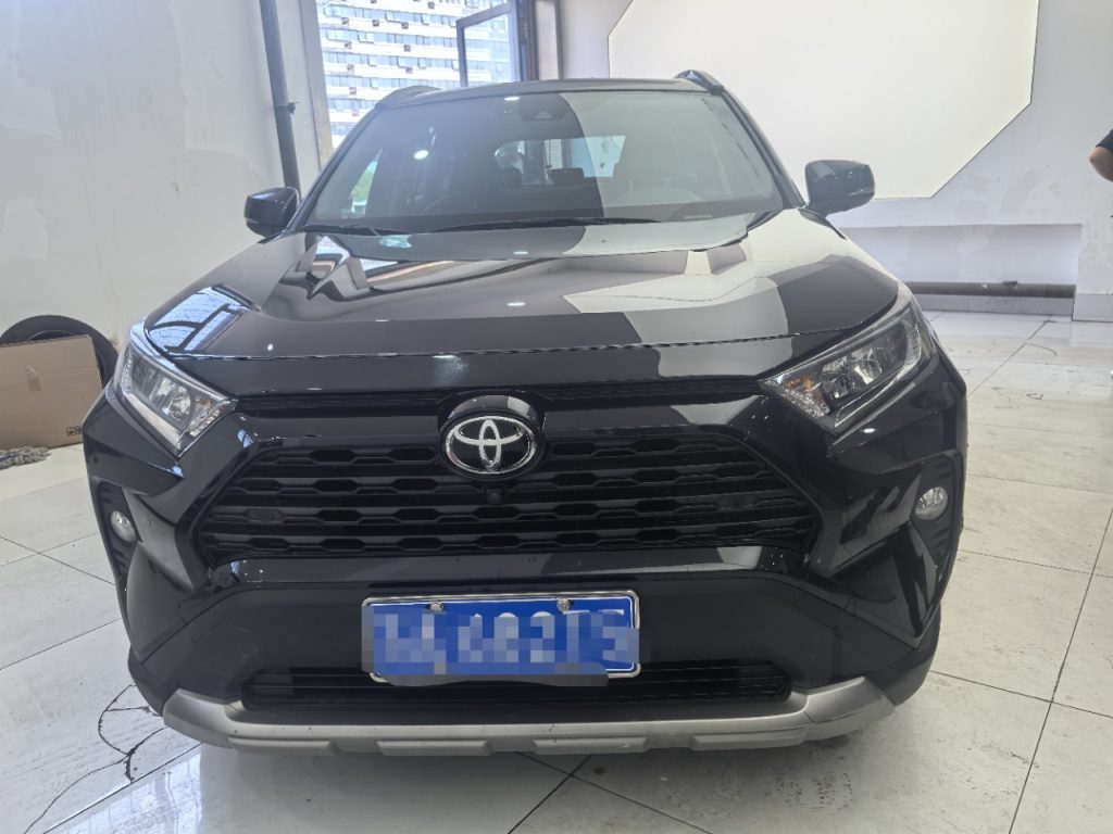 Toyota RAV4 2022 модельного года 2.0 CVT с полным приводом Fashion PLUS - Huishida Trading