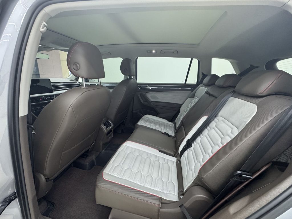 Tiguan-L 2022 380TSI Automatic 4WD R-Line Flagship Edition 7-местный - Huishida Trading