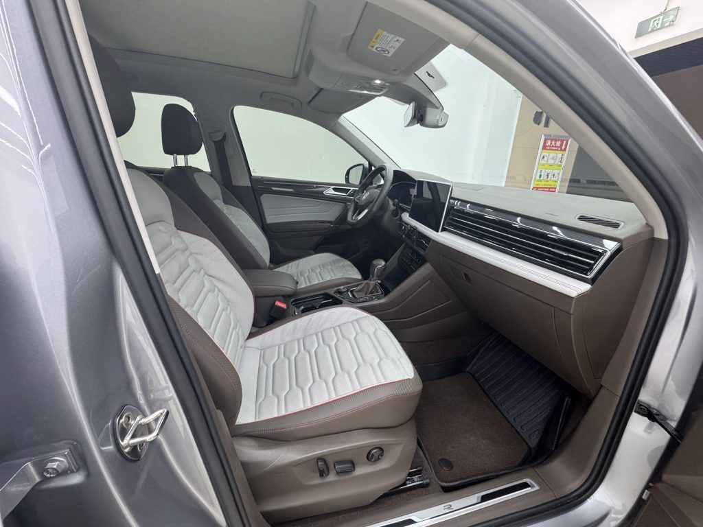 Tiguan-L 2022 380TSI Automatic 4WD R-Line Flagship Edition 7-местный - Huishida Trading