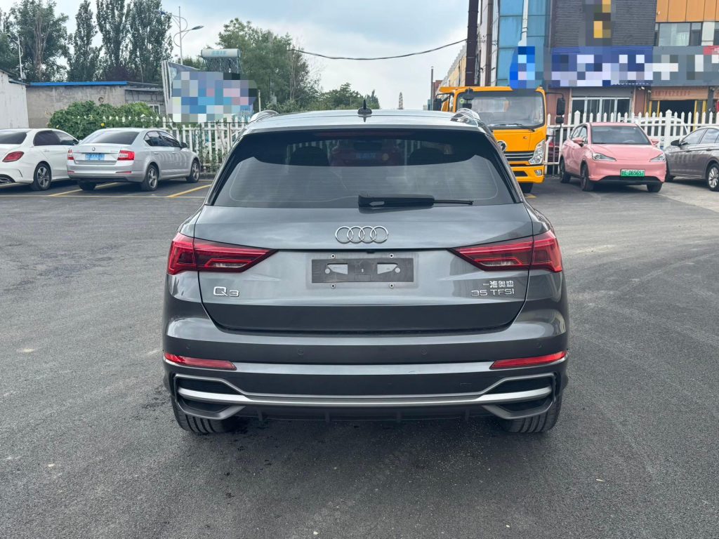 Audi Q3 2022 35 TFSI Stylish Dynamic - Huishida Trading