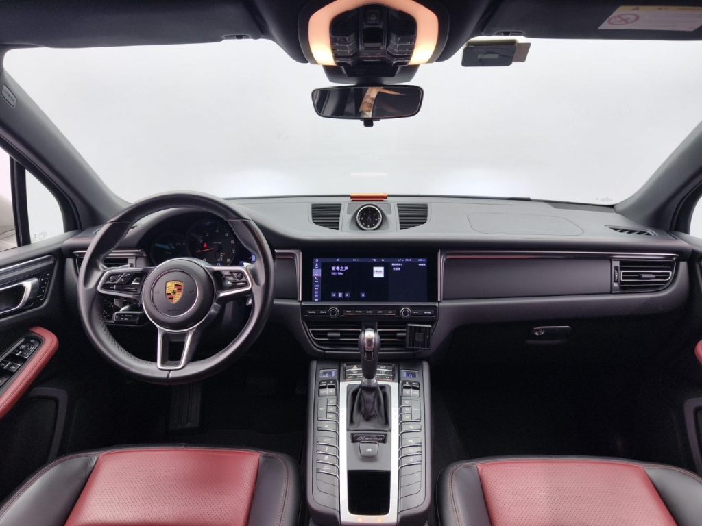 Porsche Macan 2021 модельного года 2.0T - Huishida Trading