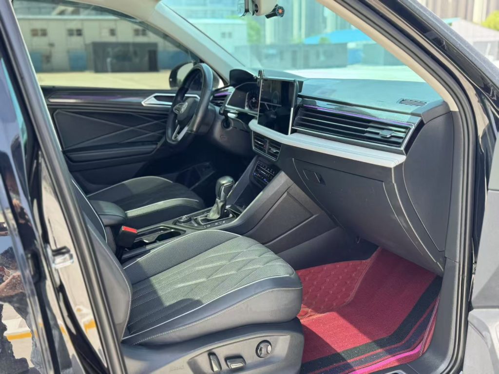Volkswagen Tiguan L 2023 380TSI R-Line 4WD Yuexiang Edition 7-местный - Huishida Trading