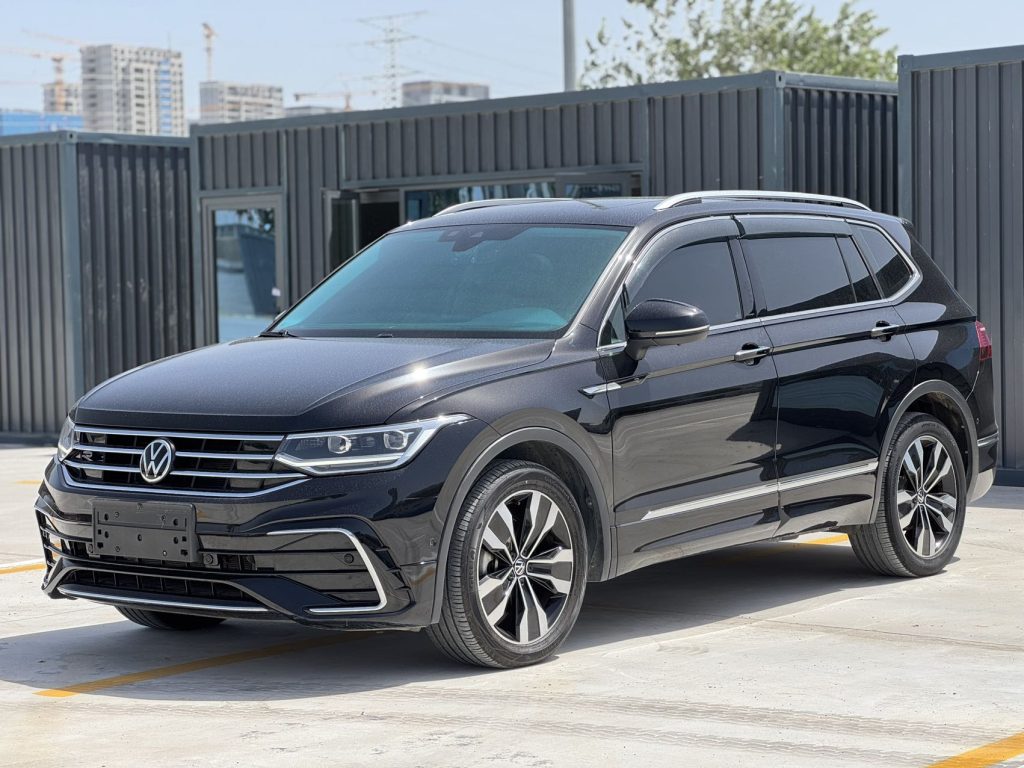 Volkswagen Tiguan L 2023 380TSI R-Line 4WD Yuexiang Edition 7-местный - Huishida Trading