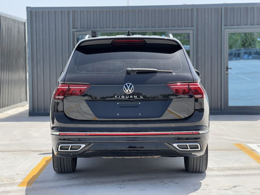 Volkswagen Tiguan L 2023 380TSI R-Line 4WD Yuexiang Edition 7-местный - Huishida Trading