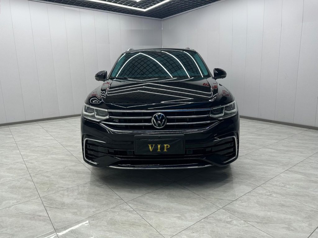 Volkswagen Tiguan-L 2022 380TSI Auto 4WD R-Line 7-местный - Huishida Trading