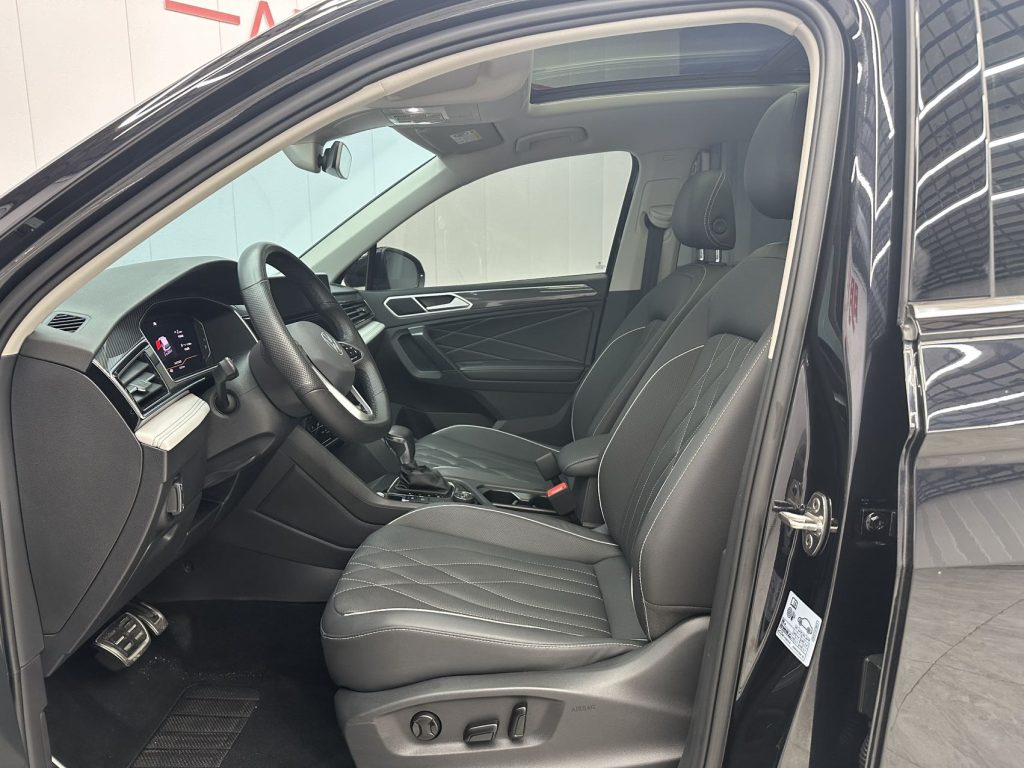 Volkswagen Tiguan-L 2022 380TSI Auto 4WD R-Line 7-местный - Huishida Trading