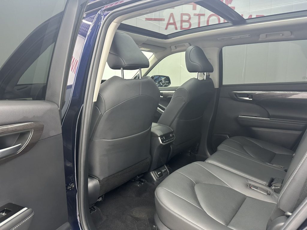 Toyota HIGHLANDER 2022 Twin Engine 2.5L 4WD Supreme Edition 7-местный - Huishida Trading