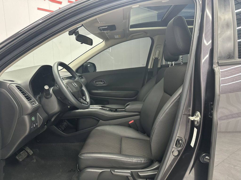 Honda VEZEL 2020 1.5L CVT Pioneer Edition - Huishida Trading