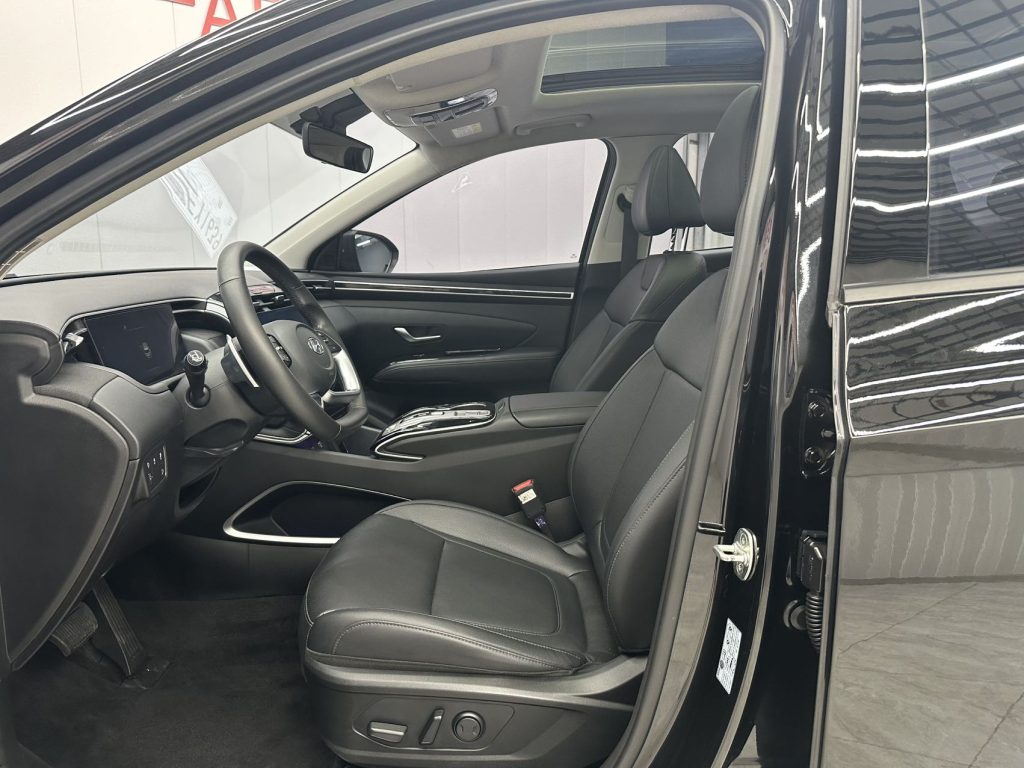 Hyundai Tucson 2021 Tucson L 1.5T DCT LUX Premium Edition - Huishida Trading