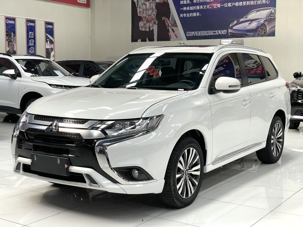 Mitsubishi Outlander 2021 модельного года, 2,0 л, передний привод, 5 мест. - Huishida Trading