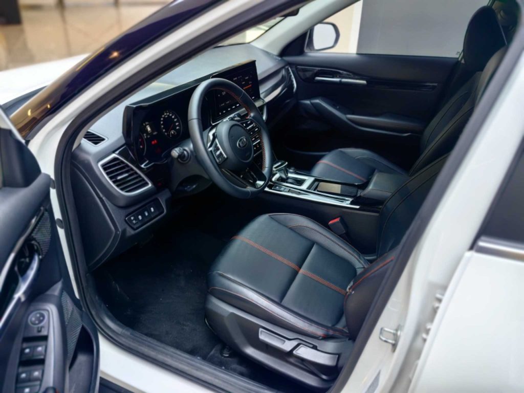 Kia KX3 2021 1.5L CVT Trend Edition - Huishida Trading