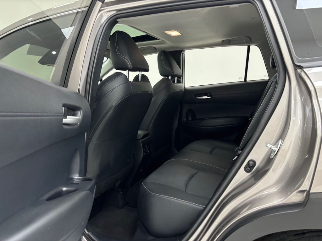 Toyota FRONTLANDER 2022 2.0L CVT Luxury Edition - Huishida Trading