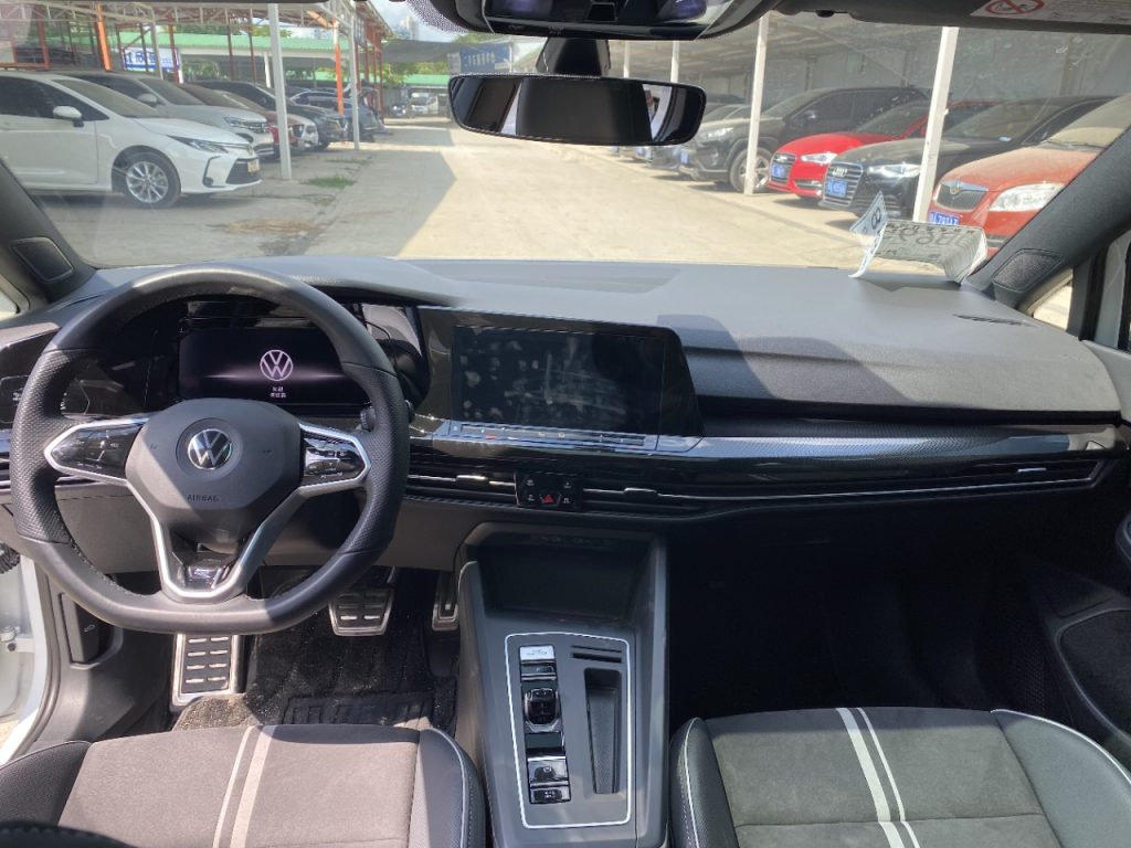 VW Golf 2021 модельного года 280TSI DSG R-Line - Huishida Trading