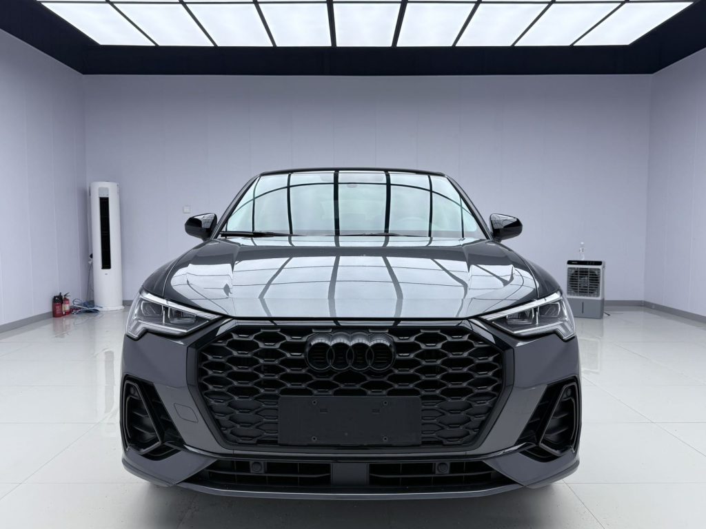 Audi Q3 Sportback 2022 модельного года 40 TFSI Fashion - Huishida Trading