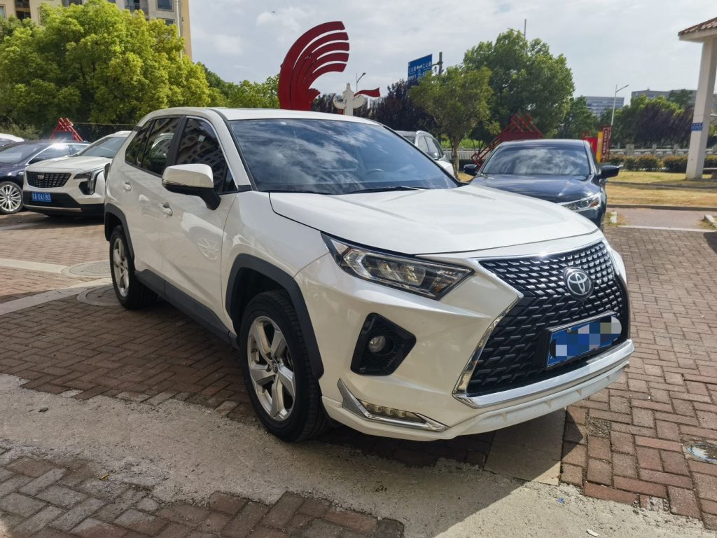 RAV4 2021 модельного года 2.0L CVT с приводом на две колеса, версия Fashion - Huishida Trading
