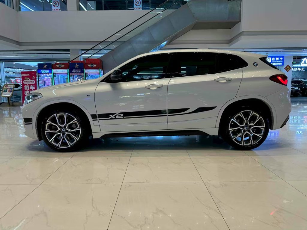 BMW X2 2021 Modified sDrive25i Obsidian Night Edition - Huishida Trading