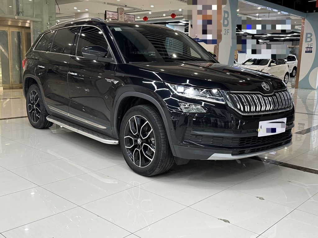 Kodiaq 2021 TSI330 7-местный двухколесный привод, версия Luxury Premium Edition. - Huishida Trading