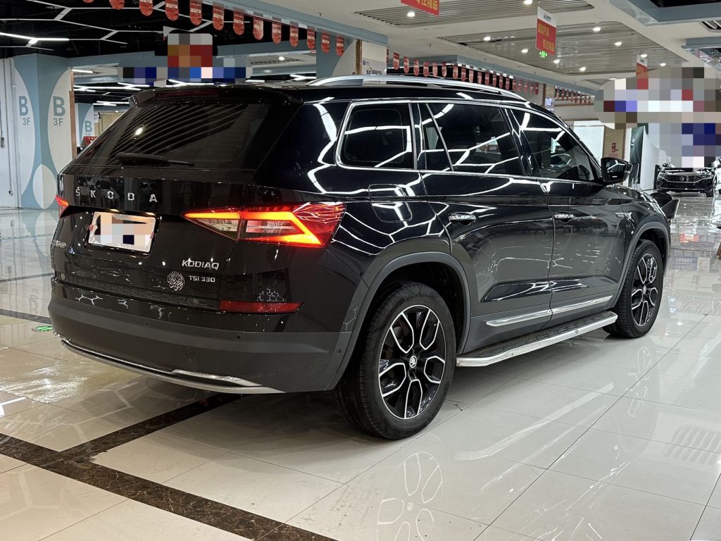 Kodiaq 2021 TSI330 7-местный двухколесный привод, версия Luxury Premium Edition. - Huishida Trading
