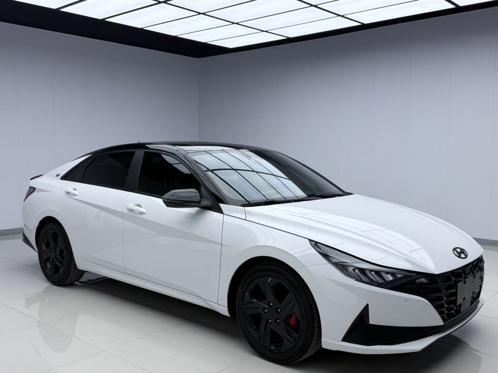 Hyundai Elantra 2022 модельного года, 1,5 л, CVT, юбилейная версия 20-летия - Huishida Trading